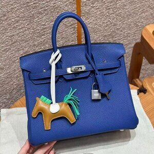 Classic Hermes Bag: A Stylish and Versatile Choice for Elegance